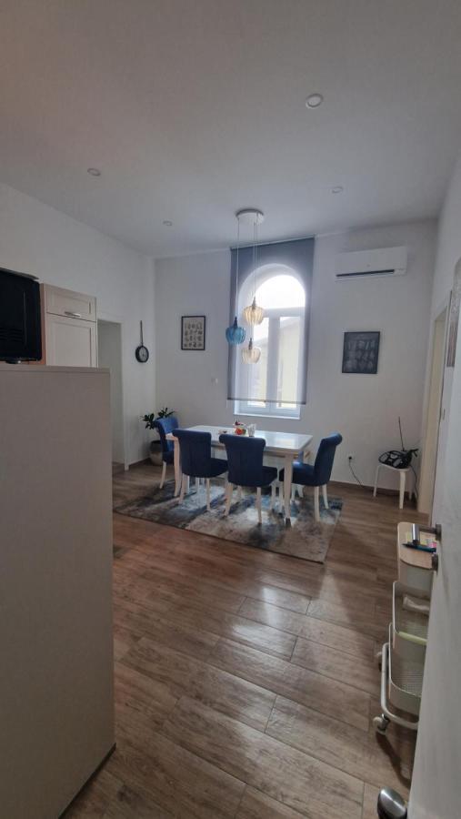 Chika Lägenhet Rijeka Exteriör bild