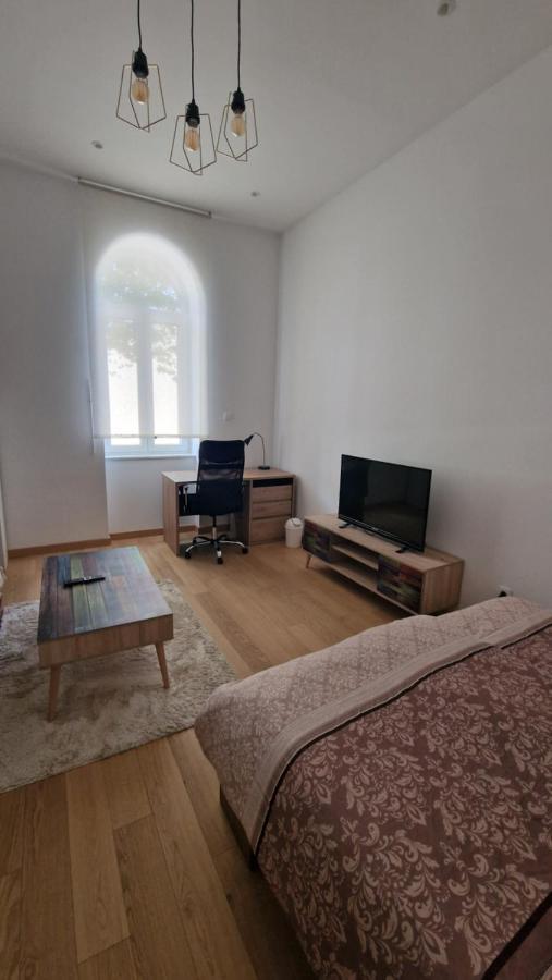 Chika Lägenhet Rijeka Exteriör bild